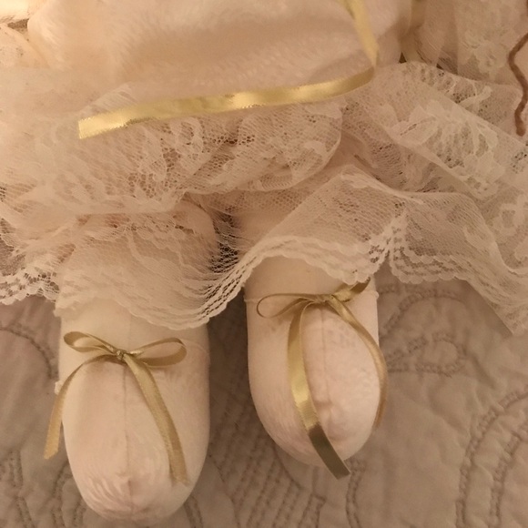 Angel Doll - Picture 4 of 4